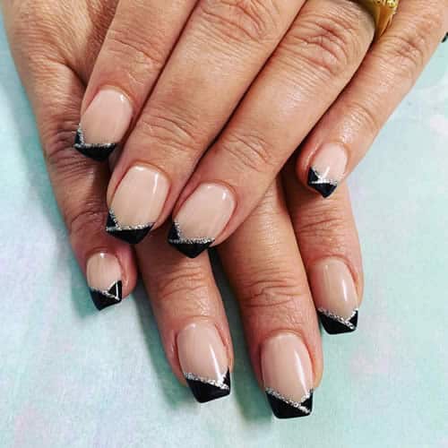 Francesinha Preta – 42 ongles incroyablement beaux pour s'inspirer !