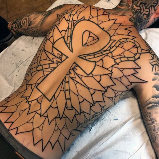 Tatuaggi diversi: le 80 idee per tatuaggi più creative!