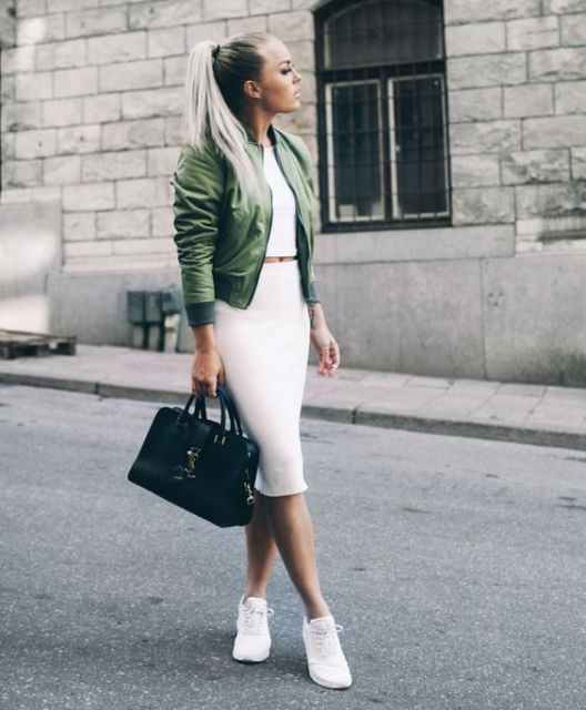 How to Wear Pencil Skirt with Sneakers – 48 Wonderful Looks With the Piece!