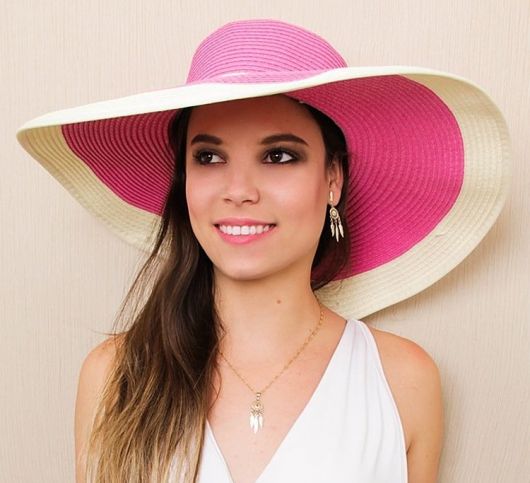 45 models of beach hats: learn how to wear them and rock the summer!