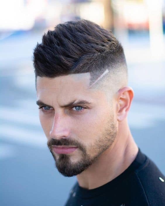 Mohawk para hombres: ¡42 cortes inspiradores y consejos imperdibles!