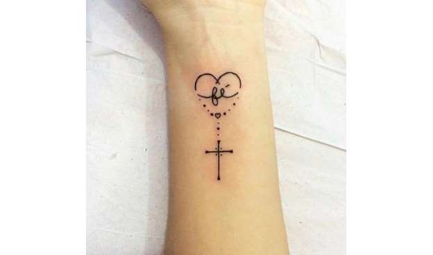 Tatuaggio da polso femminile - 75 idee super belle da amare!