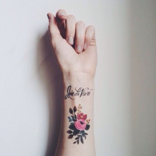 Tatuaggio da polso femminile - 75 idee super belle da amare!