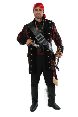 Male pirate costume: Models to rock the parties!