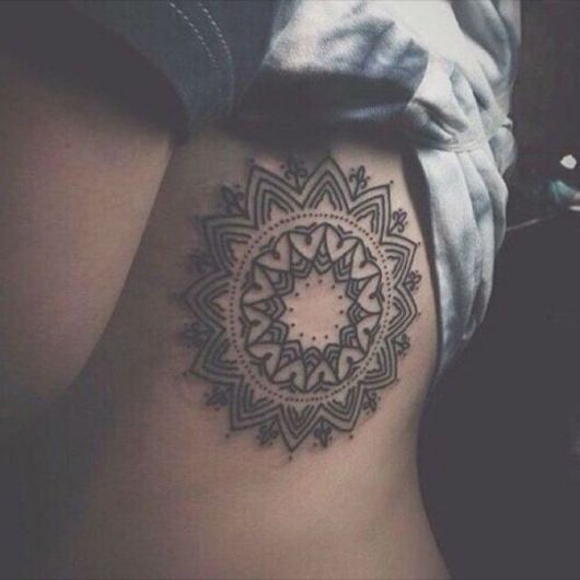 Geometric Tattoo: What is it? + 50 amazing ideas!