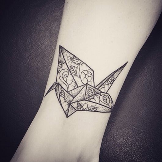 Geometric Tattoo: What is it? + 50 amazing ideas!