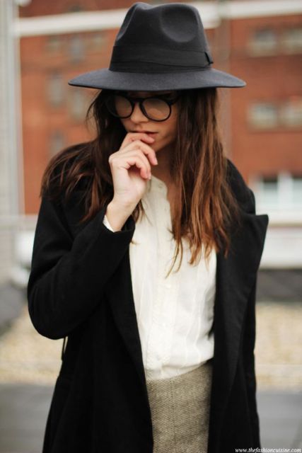 Chapeau Fedora : qu'est-ce que c'est, comment le porter et 50 modèles à la mode !