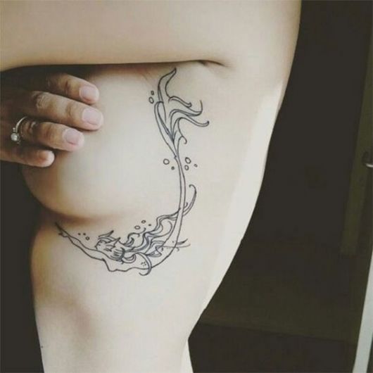 Tatuaggio sirena: significato e 40 idee incredibili per trarre ispirazione!