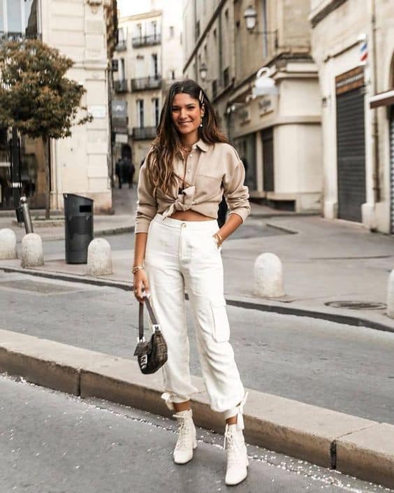 Pantaloni cargo da donna: 60 look passionali ed eleganti!