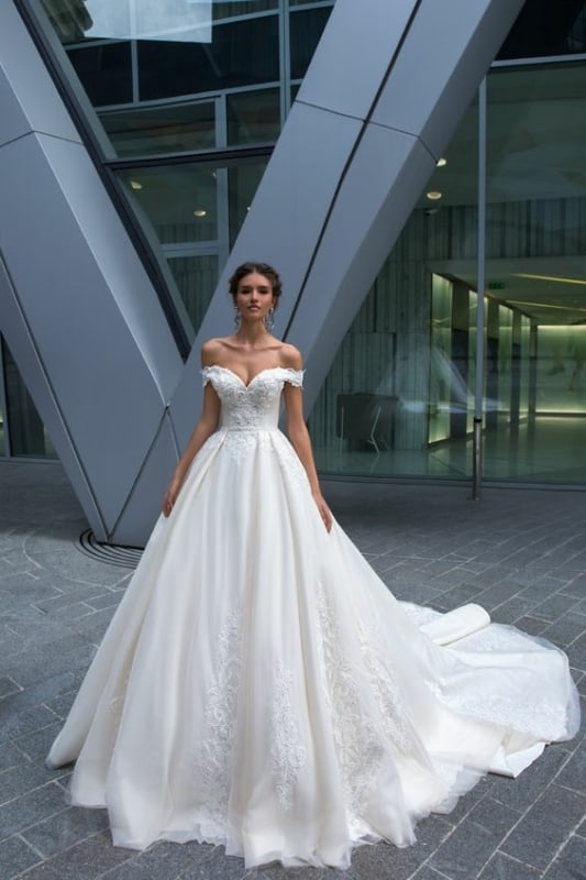 Round wedding dress – 60 ideas for you to fall in love with!