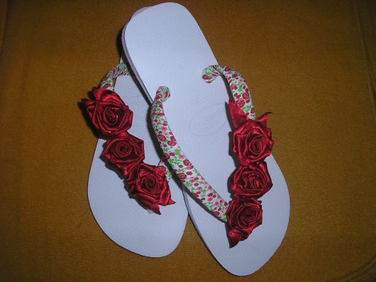 Decorated / embroidered slippers: 70 beautiful ideas and tutorials!