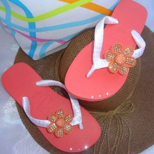 Decorated / embroidered slippers: 70 beautiful ideas and tutorials!