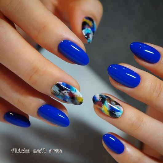 Ongle bleu décoré – Idées de vernis à ongles et 59 belles décorations !