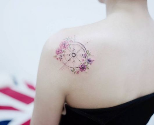 Compass Tattoo: ¡qué significa, consejos y más de 60 inspiraciones!