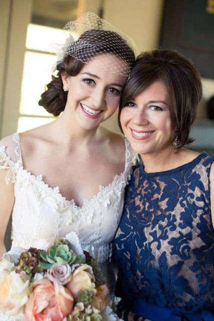 Hairstyles for the mother of the bride: the 62 most charming hairstyles!