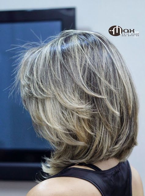 Capelli decolorati: come prendersene cura e lasciare riflessi sani!