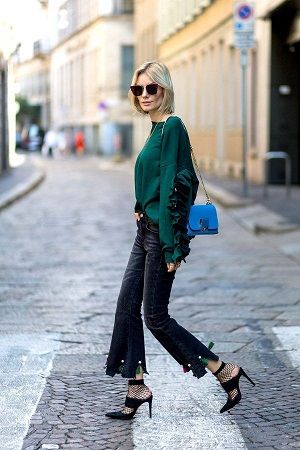 Bas résille : comment les porter et 68 looks pour s'inspirer !