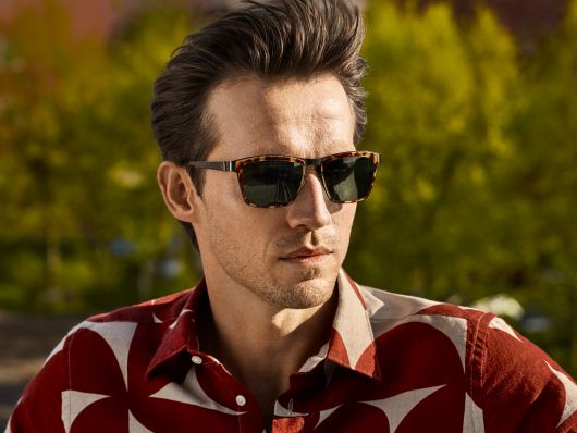 Lunettes carrées pour hommes – 20 modèles incroyables et conseils de marque !