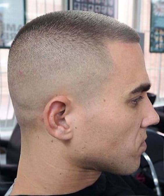 Shaved hair for men: who does it go with? Tips and photos!