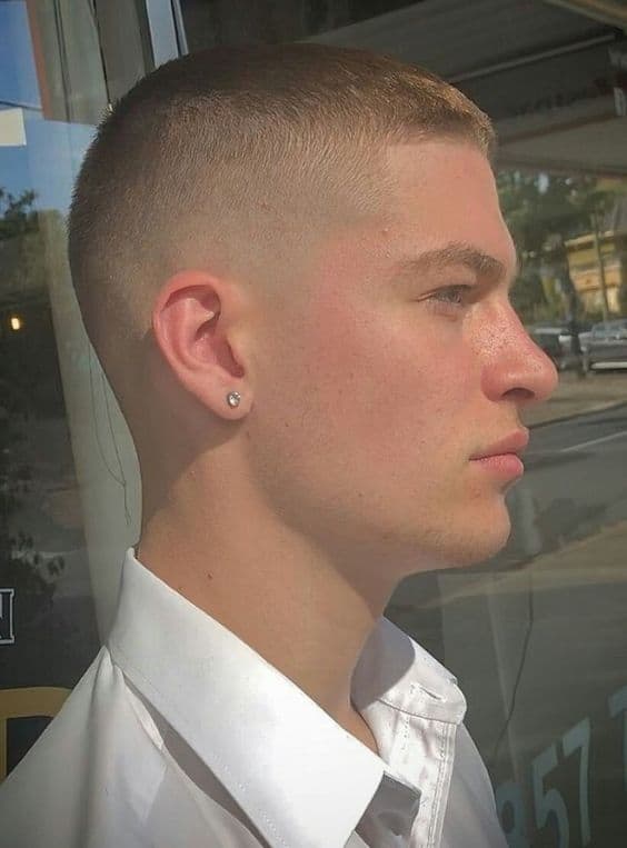 Shaved hair for men: who does it go with? Tips and photos!