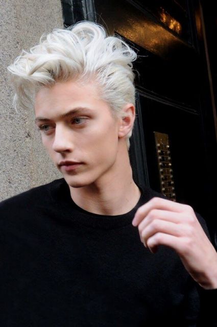 Platinum Hair for Men - 4 Reasons Why You Should Go Platinum Now!