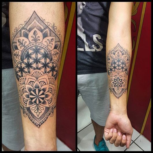 Tatouage indien : Significations & 75 modèles pour vous inspirer !