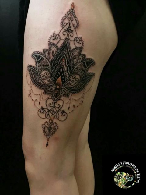 Tatouage indien : Significations & 75 modèles pour vous inspirer !