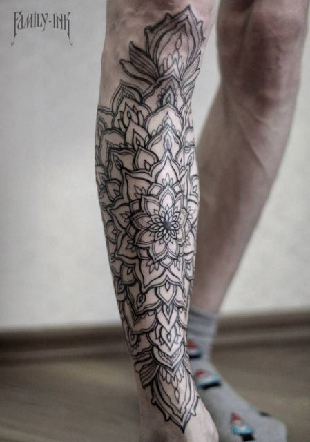 Tatouage indien : Significations & 75 modèles pour vous inspirer !