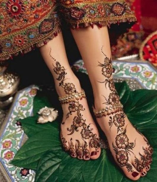 Tatouage au henné - Qu'est-ce que c'est, comment c'est fait et 90 belles inspirations !