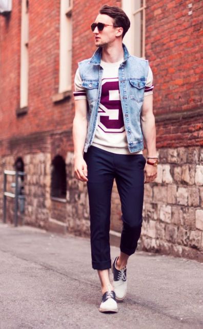 Gilet en jean pour homme – Comment le porter avec 60 modèles stylés !