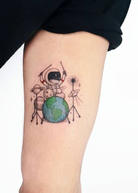 Tatuaje de astronauta: ¡+47 ideas de tatuajes sensacionales!