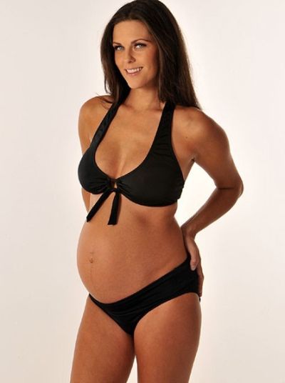 Bikini pour femme enceinte : conseils et 40 modèles pour être belle en été