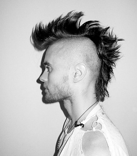 Mohawk haircut for men : How to do it + 50 styles !