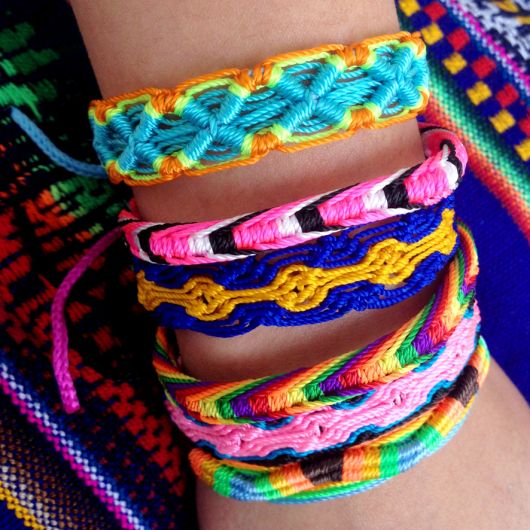 Hippie bracelets: + 30 beautiful and chic models!