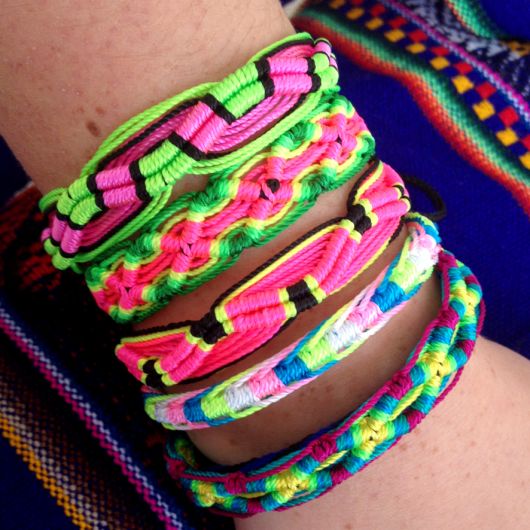 Hippie bracelets: + 30 beautiful and chic models!