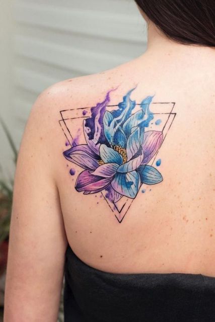 Tatuaje de hombro femenino: ¡81 inspiraciones perfectas y muchos consejos!