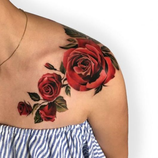 Tatouage d'épaule féminine - 81 inspirations parfaites et de nombreux conseils !