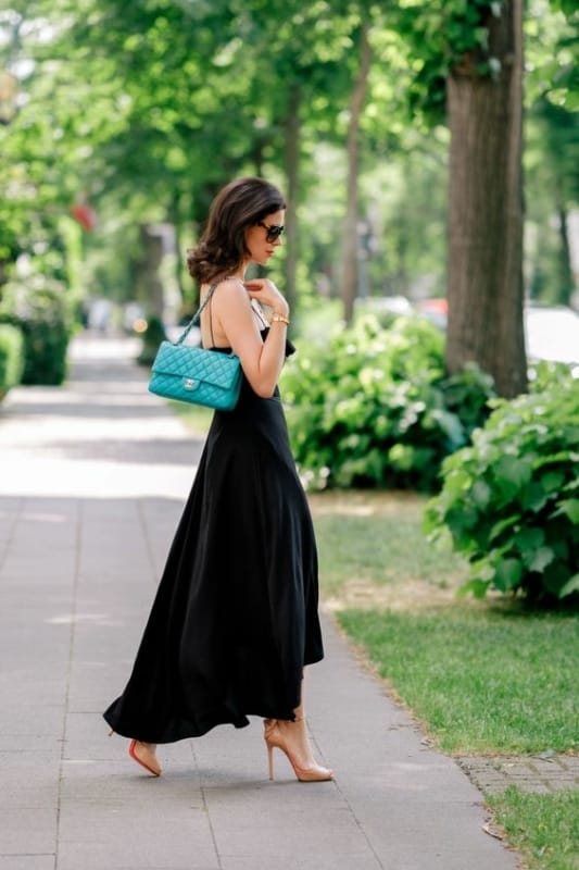 Blue Bag: How to use it? – 21 Ideas and Tips for Spectacular Looks!