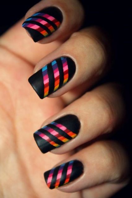 Decorated Striped Nails: Photos, Tips and Step by Step!