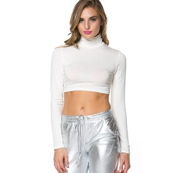 How to Wear White Cropped: Photos, Models & Passionate Looks!