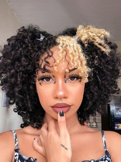 Front Mech in Curly Hair – 58 Beautiful Ideas!