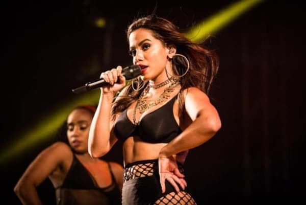 +30【ANITTA LOOKS】to be inspired and fall in love!