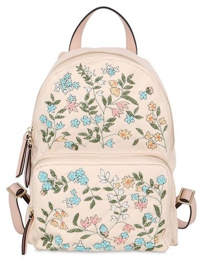 Mochila floral: ¡52 hermosas modelos con los estampados más apasionantes!