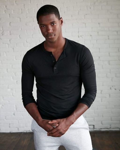 Men's henley shirt - 77 modern models and tips for using!