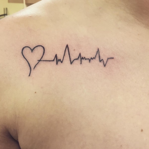 +50 tatuaggi HEARTBEAT •【2022 Idee】