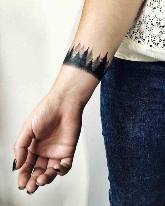 Tatuaggio Foresta Nera – Significato + 47 idee geniali!