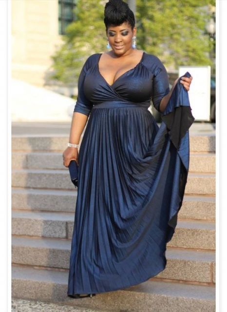 Robe de marraine grande taille – 47 modèles à porter lors des mariages !