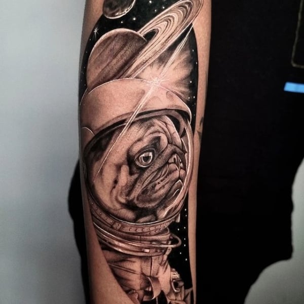 Pug Tattoo – 50 super cute ideas for lovers of the breed!