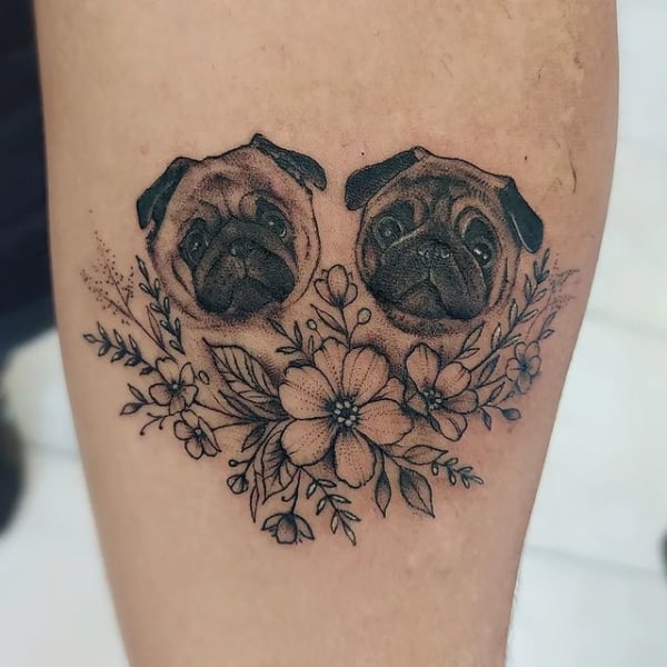 Pug Tattoo – 50 super cute ideas for lovers of the breed!