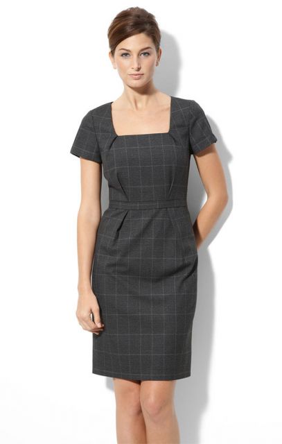 Dresses for work: patterns, tips and tricks to match